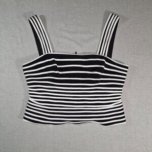 Bellessa Crop Top - Black + White